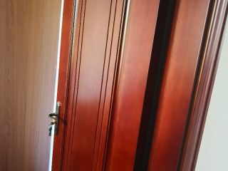 成品门及墙纸铺贴