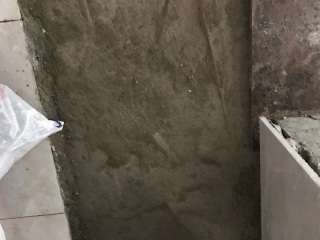 地砖铺贴及地面找平施作