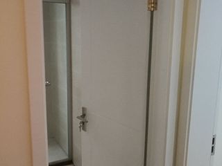 成品门及墙纸铺贴