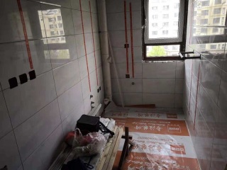 地砖铺贴及地面找平施作