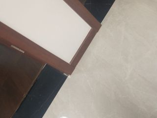套装门、踢脚线安装