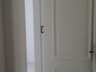 成品门及墙纸铺贴
