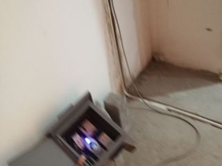 强、弱电布管穿线