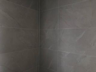 厨房、卫生间墙砖施作