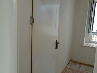 成品门及墙纸铺贴
