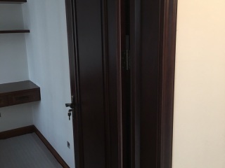 成品门及墙纸铺贴