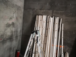 强、弱电路穿线施作