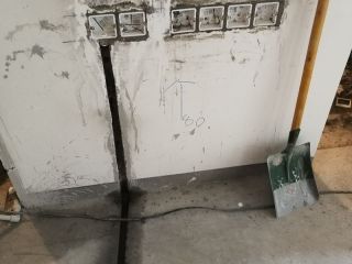 水、电管开槽施工