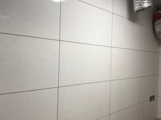 厨房、卫生间墙砖施作