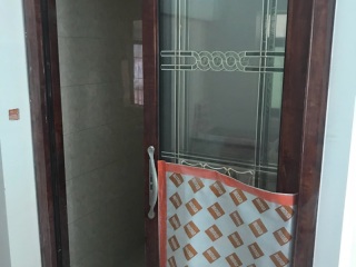 成品门及墙纸铺贴