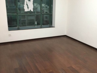 实木复合地板铺设