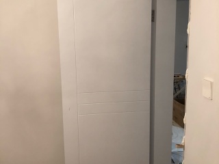 成品门及墙纸铺贴