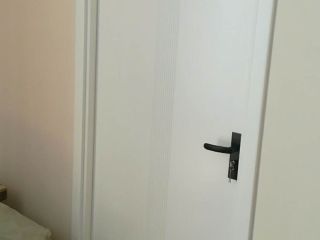 成品门及墙纸铺贴