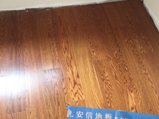 实木复合地板铺设