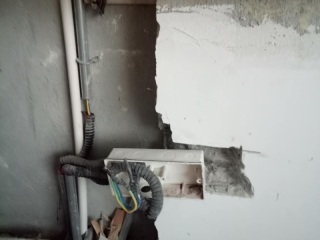 强、弱电路穿线施作