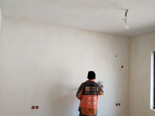 墙、顶面腻子批嵌