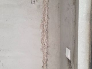 水、电管开槽施作