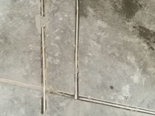 强、弱电路穿线施作