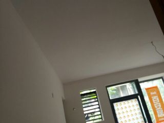 墙、顶面腻子批嵌
