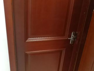 成品门及墙纸铺贴