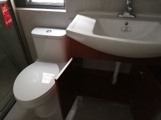 洁具、五金、电器安装