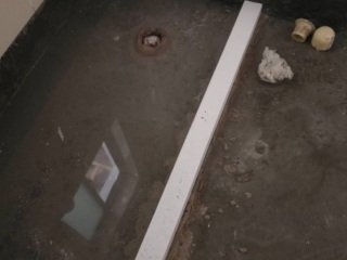 厨房、卫生间墙砖施作