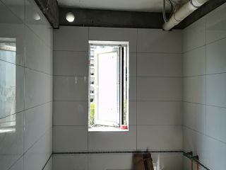 厨房、卫生间墙砖施作