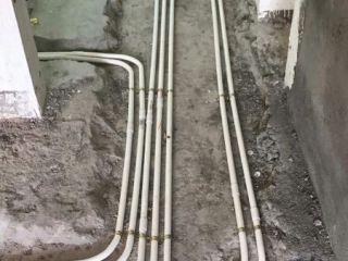 水、电管开槽施作