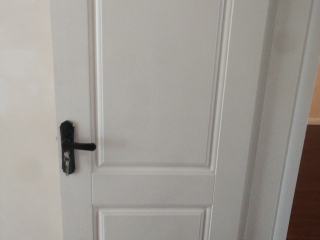 成品门及墙纸铺贴