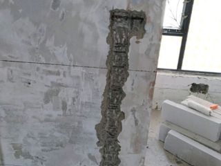 水、电管开槽施作