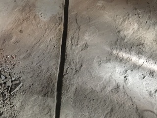 水、电管开槽施作