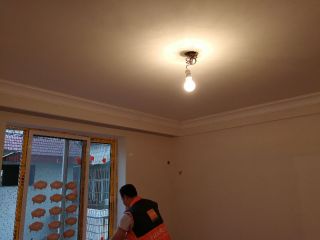 墙、顶面腻子批嵌