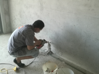 水、电管开槽施工