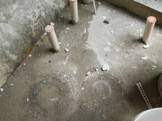 水、电管开槽施作