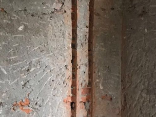 水、电管开槽施作