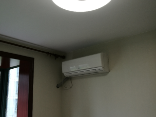 成品门及墙纸铺贴