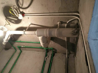 水、电管开槽施工