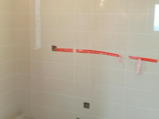 地砖铺贴及地面找平施作