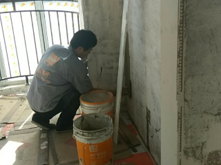 墙、顶面腻子批嵌