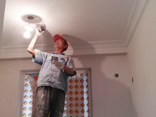 墙、顶面腻子批嵌