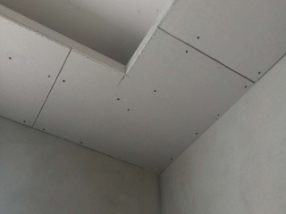 石膏板吊顶施作