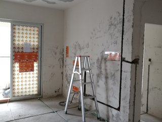 水、电管开槽施作