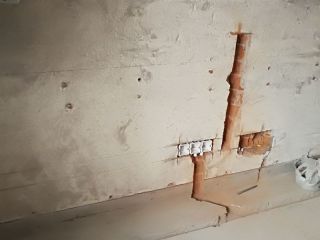 水、电管开槽施作