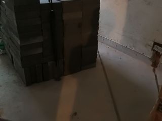 水、电管开槽施作