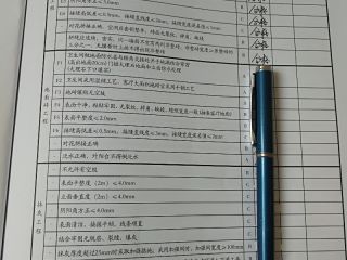 厨房、卫生间墙砖施作