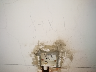 强、弱电布管穿线