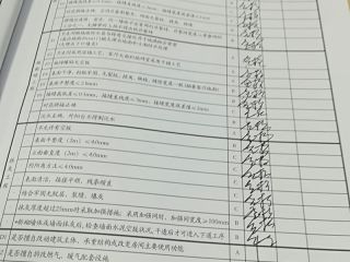 石膏板吊顶施作