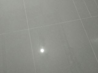 地砖铺贴及地面找平施作