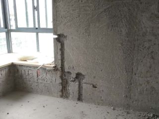 水、电管开槽施作