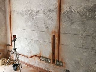 水、电管开槽施作